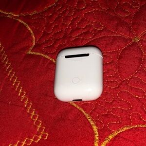 Apple White Earbud Headphones